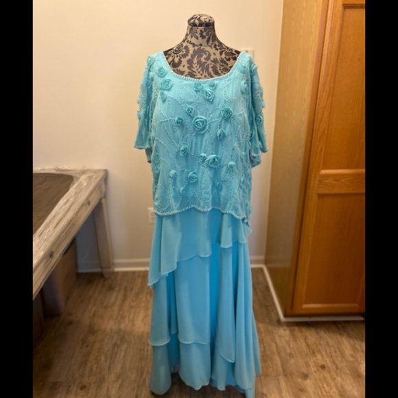 Night Scene turquoise with flower sequins pearl detail chiffon dress size 6XL - Picture 1 of 4